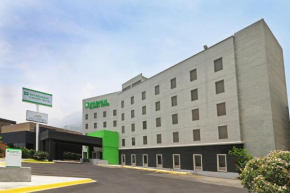 Отель Wyndham Garden Monterrey Valle Real  Монтерей